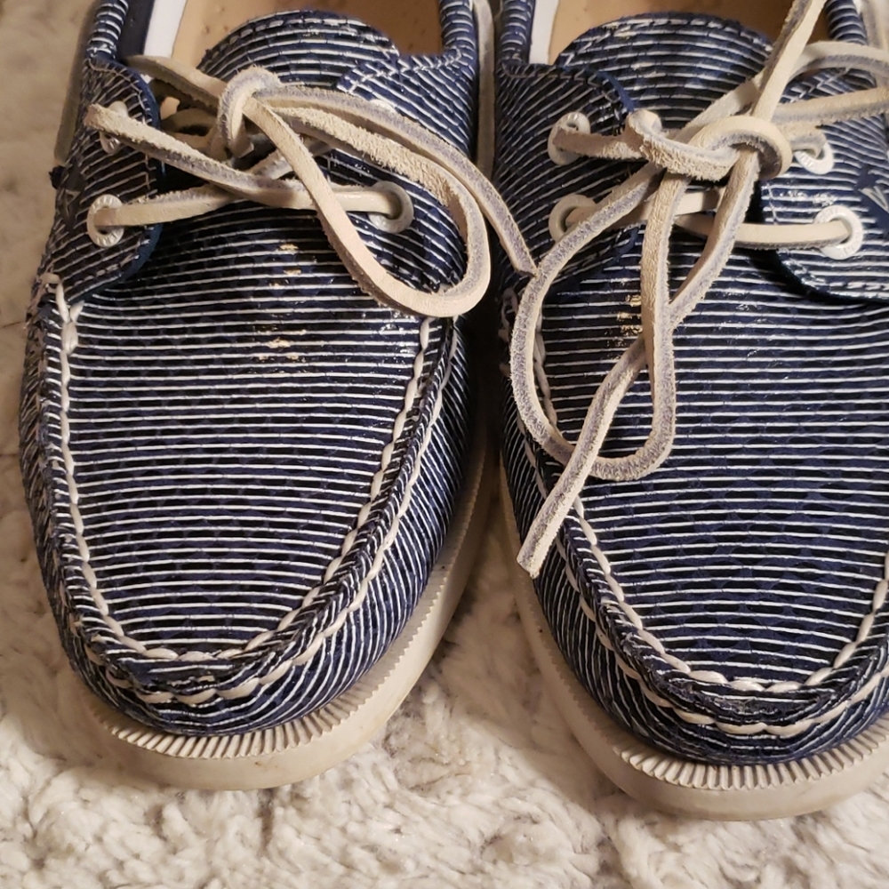 Navy in white stripe Sperry topsiders - Picture 5 of 7